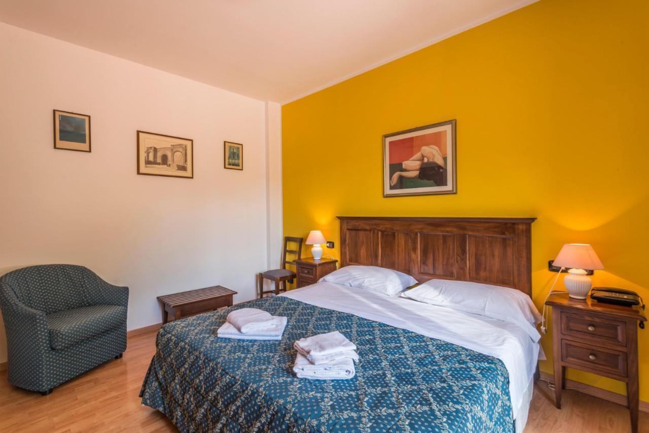 Hotel Le Rocce มาจิโอเน ภายนอก รูปภาพ