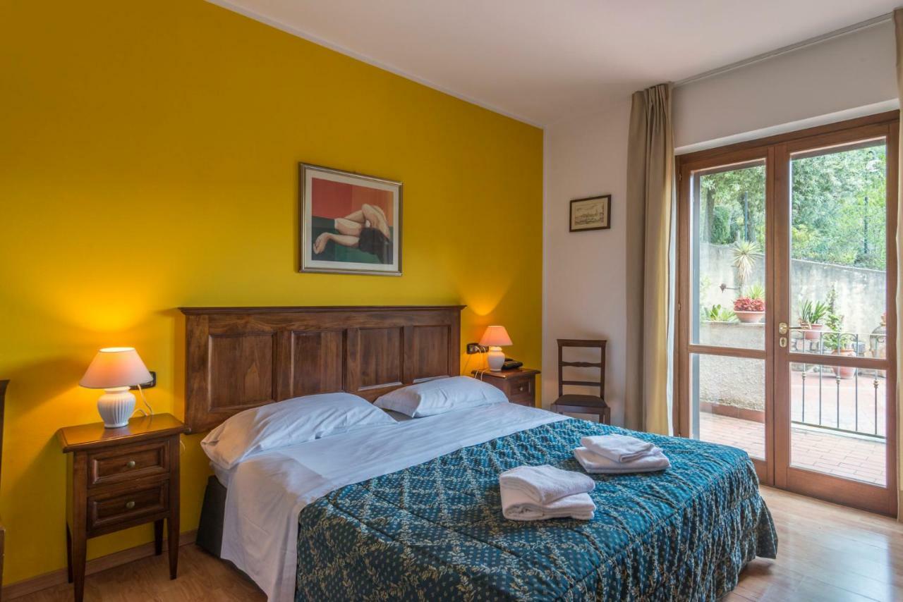 Hotel Le Rocce มาจิโอเน ภายนอก รูปภาพ